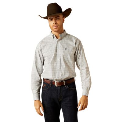 Ariat Men's Reign Classic Fit Long Sleeve Western Shirt, 10052359