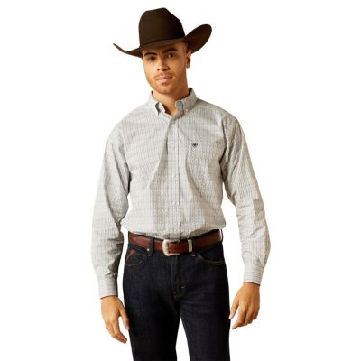 Ariat Men's Reign Classic Fit Long-Sleeve Western Shirt, 10052359