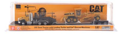 Caterpillar 1:87 Cat Semi-Tractor With Trailer