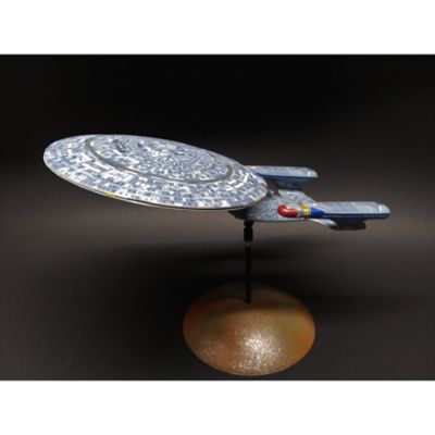 Image showing  Star Trek Model Kit: U.S.S. Enterprise NCC-1701-D - 1:2500 Scale Model Kit