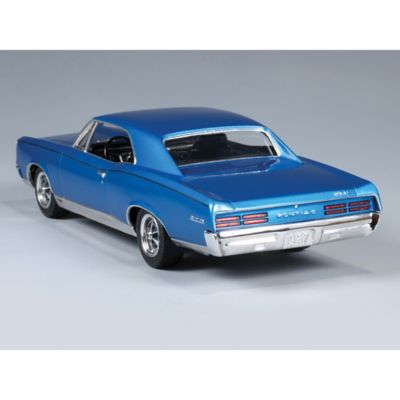 Image showing  1:25 Scale Model Kit - 1967 Pontiac GTO - Blue, 85+ Parts