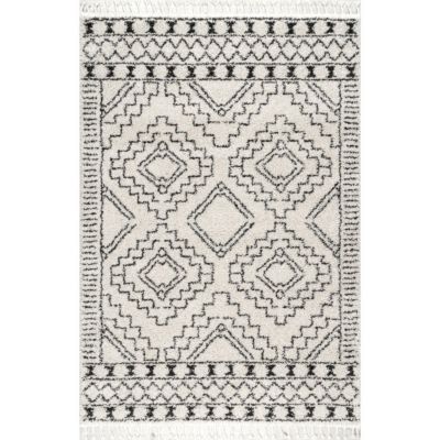 nuLOOM Vasiliki Moroccan Shag Tasseled Area Rug