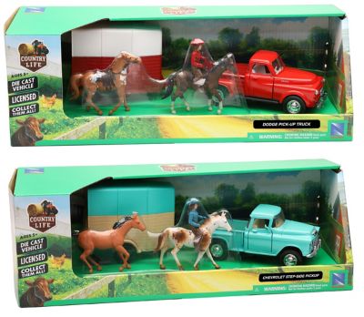 Dodge-Chevrolet 1:32 Licensed Vintage Truck with Horse Tra