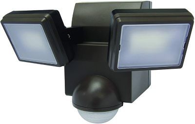 IQ America Motion Security Light 700 Lumen, Bronze