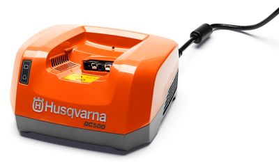 Husqvarna QC500 Lithium Ion Battery Charger for BLi100, BLi200(X) & BLi300 Batteries, Active Cooling for Faster Charge, Orange