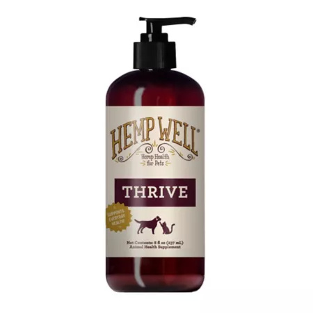 Well Thrive Hemp Oil - 8 oz Dog Skin & Coat Supplements