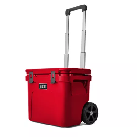 YETI Roadie 32 Rolling Cooler Chest Coolers