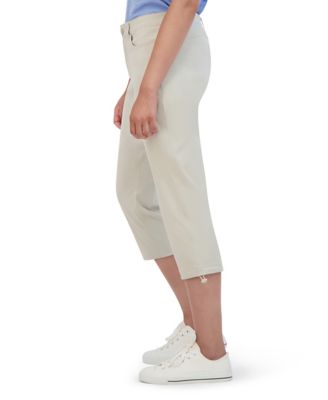 Image showing  Women's Mid-Rise Outdoor Capri Pants