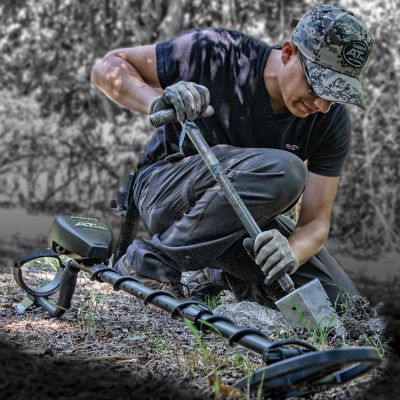 Image showing 7 th Garrett AT Pro Metal Detector