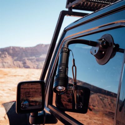 Image showing  Vacuum Mounted Heavy-Duty Flashlight, EL5880