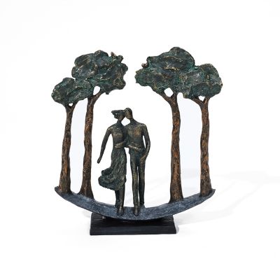 LuxenHome Resin Couple Love Walk in the Park Tabletop Decor