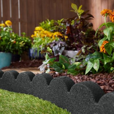 GroundSmart Scalloped Edgers, 48 in., Black, 4-Pack at Tractor Supply Co.