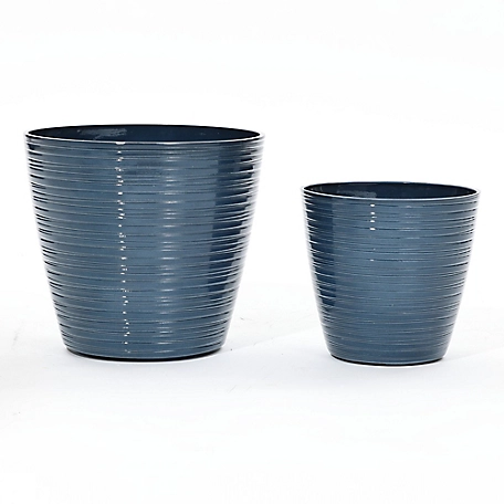 LuxenHome 2 pc. Tapered Round Plastic Planters Set