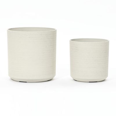 LuxenHome 2 pc. Round Plastic Planters Set