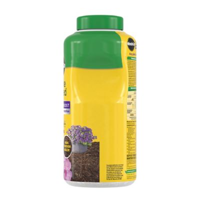 Image showing  Shake 'N Feed Extended Boost Plant Food, 3 lb.