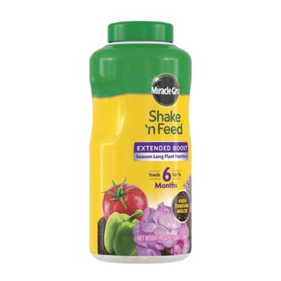 Image showing  Shake 'N Feed Extended Boost Plant Food, 3 lb.