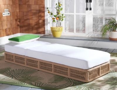 Image showing  Gillian Daybed, PAT7527A