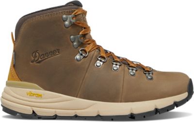 Danner Women's Mountain 600 Leaf 4.5 in. Choc Chip, Roasted Pecan Gore-Tex Hiking Boot
