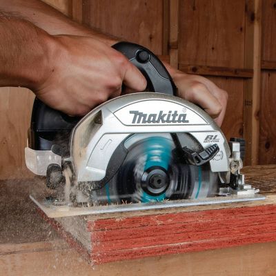 Image showing 6 th Makita 18 V LXT Lithium Ion Sub Compact Brushless 6 1/2 in. Circular Saw, Tool Only