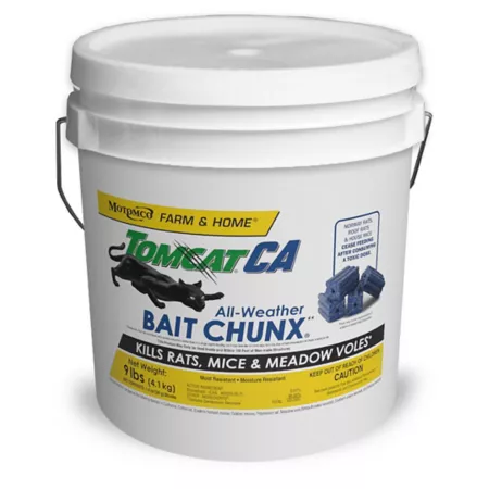 Tomcat Chunx 9lb All Season Bait Bucket Animal & Rodent Bait