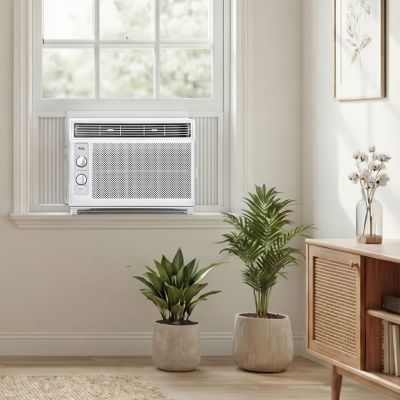 Image showing 8 th TCL 5,000 BTU Window Air Conditioner with Mechanical Controls, H5W33M