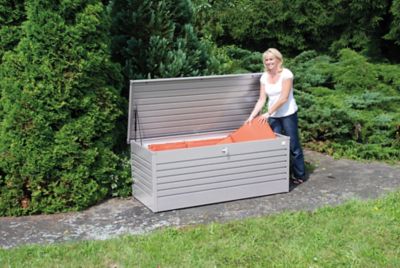 Image showing  LeisureTime 210 Gallon Deck Box, Silver
