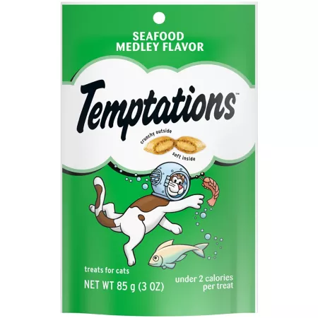 Temptations Classic Crunchy and Soft Seafood Blend Flavored Cat Treats 3 oz Poached Cat Crunchy Treats