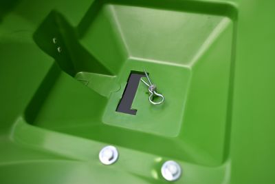 Image showing 5 th John Deere 85 lb. Push Broadcast Spreader