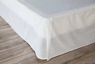 CARSTENS White Eyelet Lace Bed Skirt