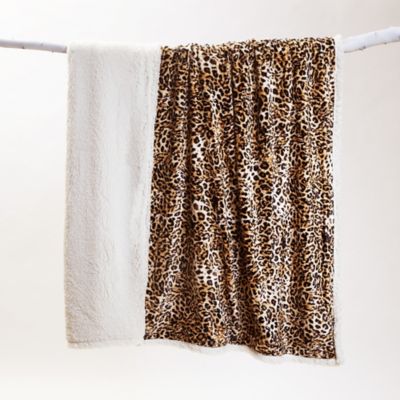 Image showing 3 th CARSTENS Large Plush Sherpa Throw