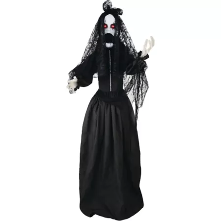 Haunted Hill Farm life-size animatronic demon bride with lights and sounds Halloween Animatronics