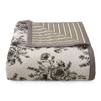 Image showing  Lyla Reversible Floral Print Quilt Set, 3 pc.