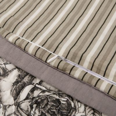 Image showing 6 th Paseo Road by HiEnd Accents Lyla Reversible Floral Print Quilt Set, 3 pc.