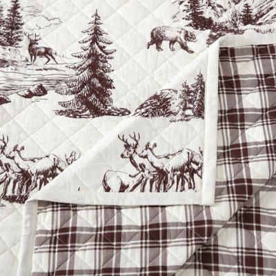 Image showing  White Pine Reversible Quilt Set, White, 3 pc.