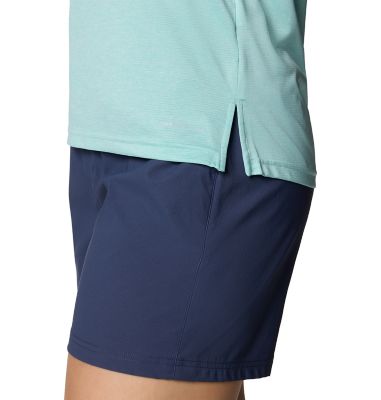 Image showing 4 th Columbia Sportswear BlueVista Hill Tank