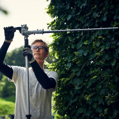 Image showing 5 th Husqvarna 525iHE4 24 in. 40V Cordless Hedge Trimmer, Battery and Charger Not Included