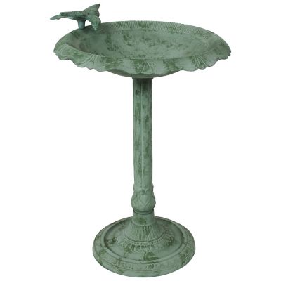 Sunnydaze Decor Garden Visitor Metal Bird Bath Green Patina 15 in.