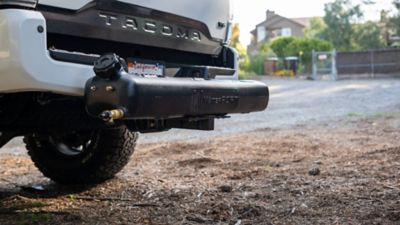 Image showing  8 Gallon Hitch Mount