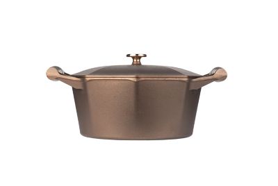 Lodge Cast Iron FINEX 7 qt. Dutch Oven