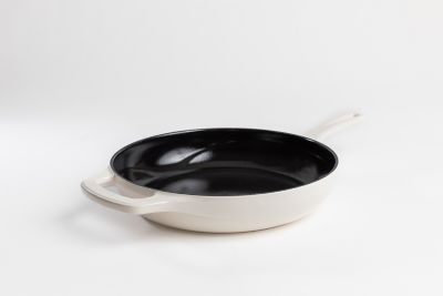 Lodge Cast Iron USA Enamel 11 in. Skillet, Cloud Nine (White)