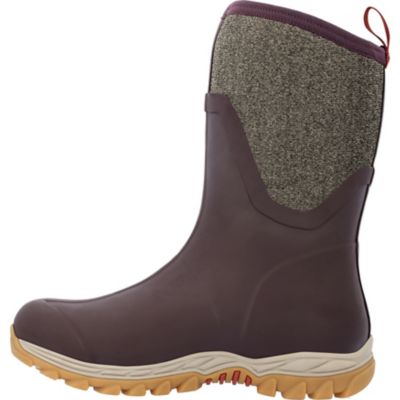 Image showing  Women's Arctic Sport II Mid Boot