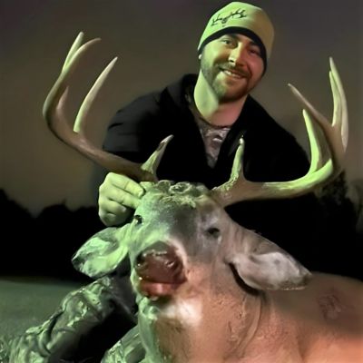 Image showing  MaxRack Mineral Feed & Attractant, Soybean