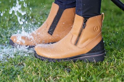 Image showing  Women's Woodstock Waterproof Barn Boot