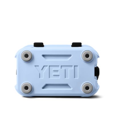Image showing 7 th YETI 22 Can Roadie 15 Hard Cooler