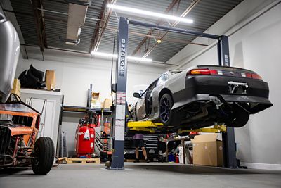 Image showing  10APX 10,000-lb. Capacity / Adaptable Clearfloor / Adjustable Width / HIGH-RISE