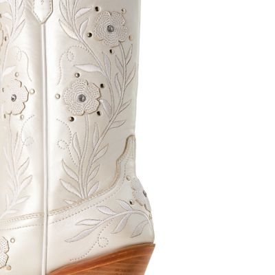 Image showing  Women's Romance Western Boots