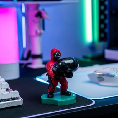 Image showing  Holdems Squid Games Triangle Guard - Earbud & Phone Holder