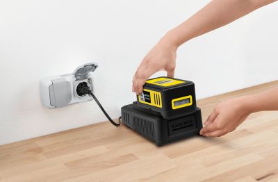 Image showing  18/50, 18 V Battery with 5.0 Ah compatible with Karcher Garden Tools, LCD Display, Lithium-Ion Cells