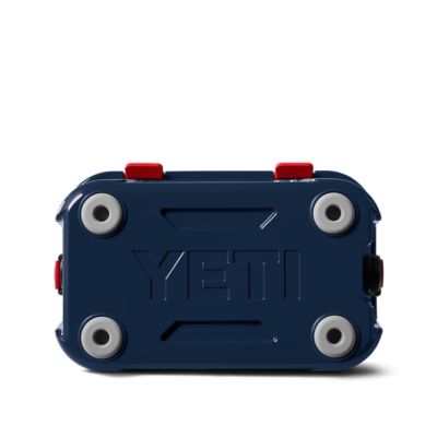 Image showing 5 th YETI 22 Can Roadie 15 Hard Cooler