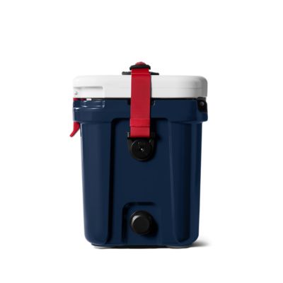 Image showing 6 th YETI 22 Can Roadie 15 Hard Cooler